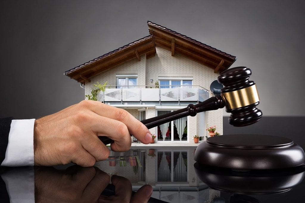 The Advantages of Selling to Companies That Buy Houses for Cash During a Divorce